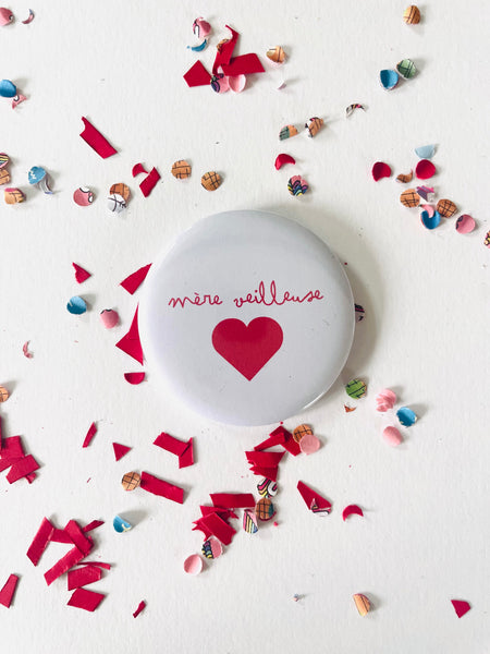 Badge épingle mère veilleuse